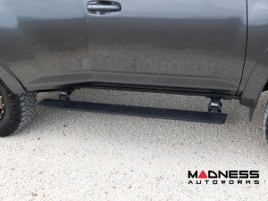 Toyota 4Runner Side Steps - Power Running Boards - Rough Country - E-Boards